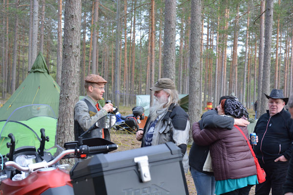 Klikkaamalla seuraava kuva