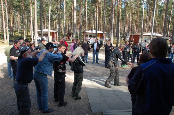 Klikkaamalla seuraava kuva